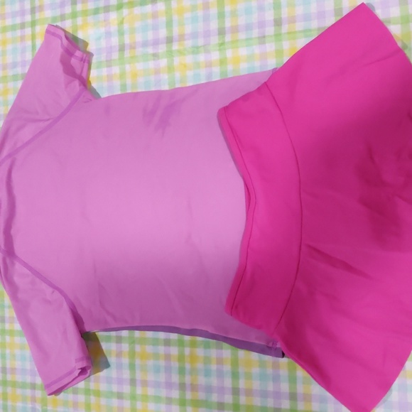 Lands end rash guard and swim skirt size 7 - Picture 4 of 5